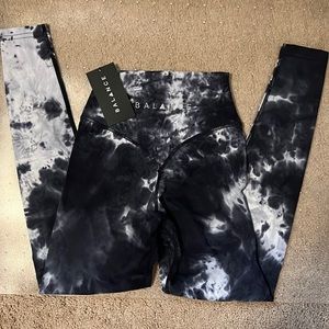Balance Athletica (now Vitality) cloud pant in avalanche - brand new with tags!